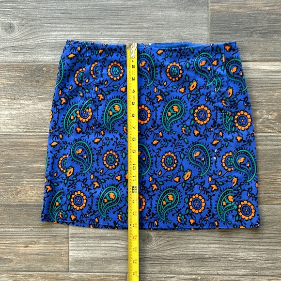 Women’s J.Crew stretch skirt - Picture 2 of 8